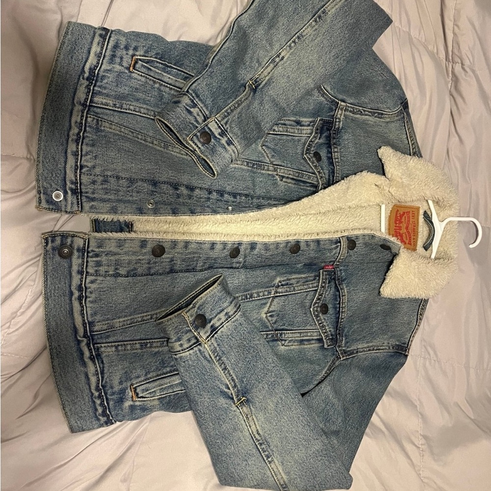 Levi's Blue Denim Jacket with Cream Sherpa Lining